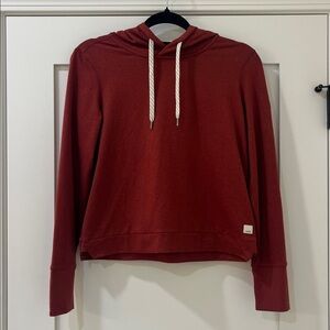VUORI Halo Essential Hoodie in Currant Heather - Size XS